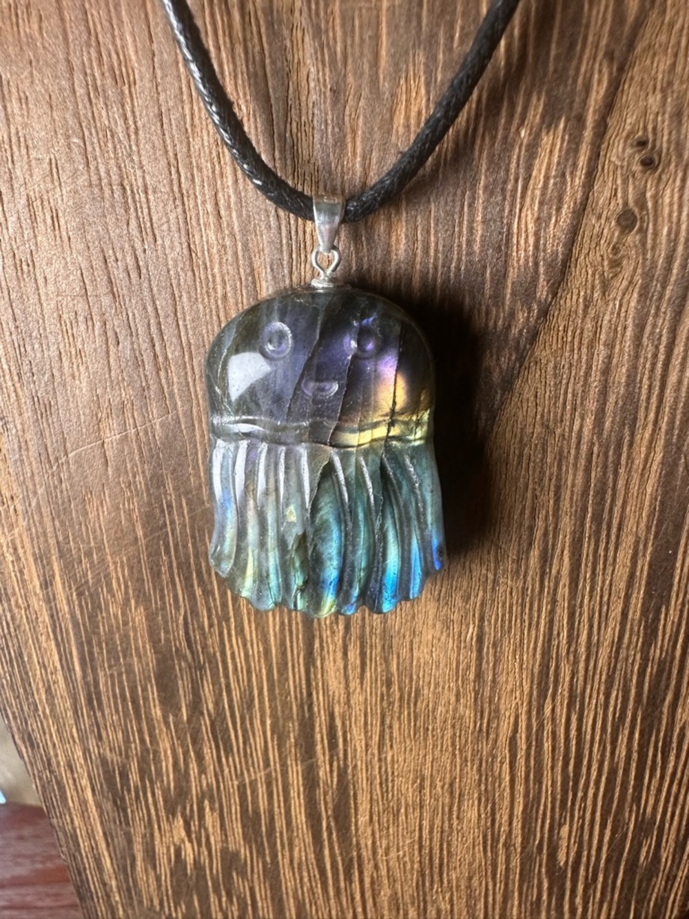 Rainbow Labradorite Jellyfish Pendant Necklace on Sterling Silver Bail and Chain - Picture 5 of 12